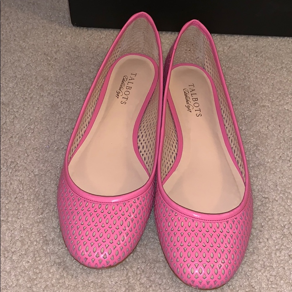Talbots Gypsy Rose Pink Flats New without tags. Box no included.